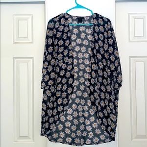 Wet Seal, 90’s Daisy print shear kimono from
